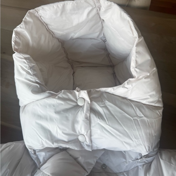 NVLT Cire Wonder Ivory Puffer Jacket - Picture 9 of 13